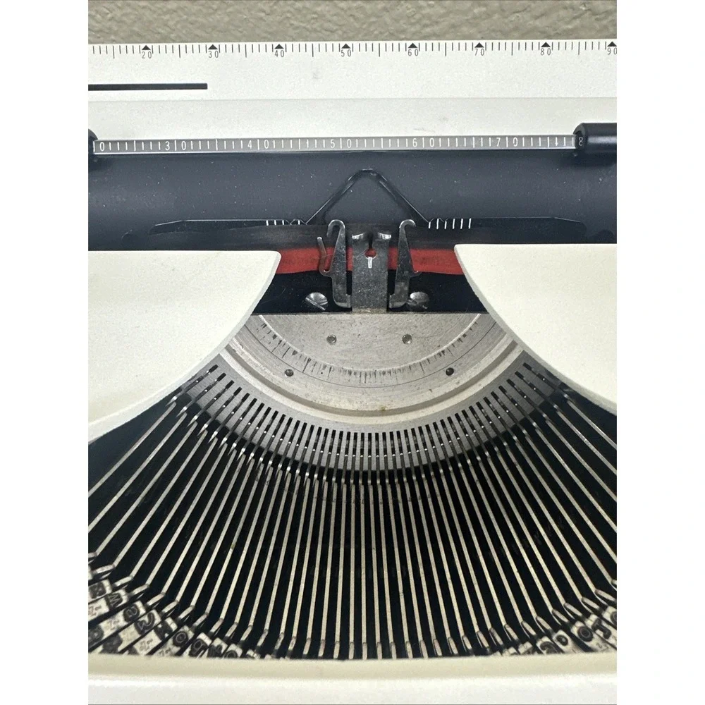 Remington Monarch 1 Typewriter Sperry Rand Portable Wht W Case Mid Century Rare